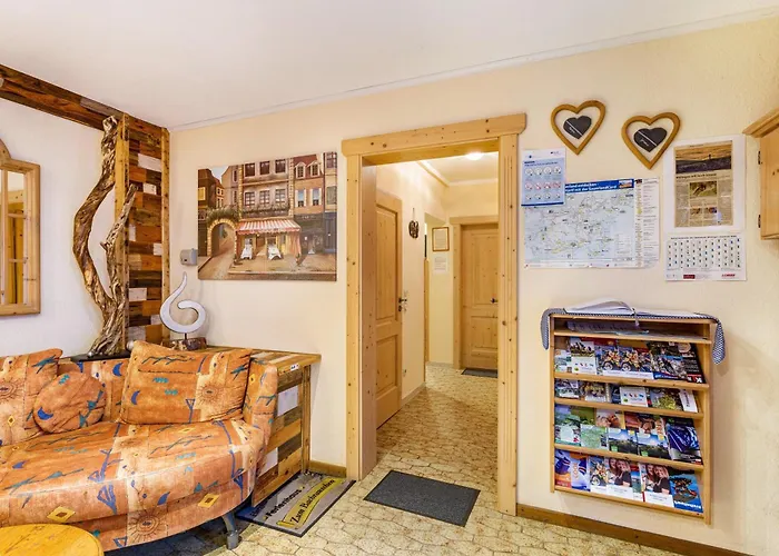 아파트 Zum Bachrauschen *